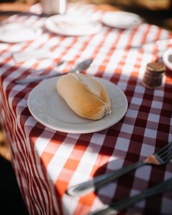 Nappe de table en tissu : la touche élégante pour vos festins